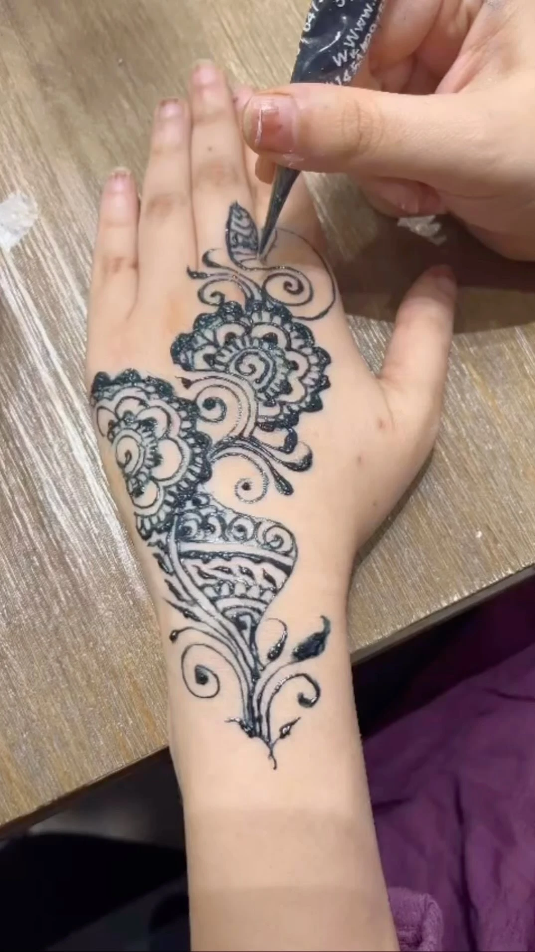 Henna Design